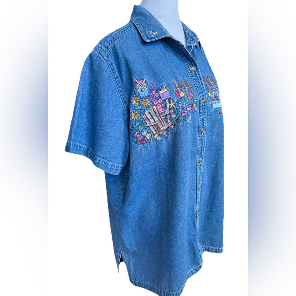 Vintage BOBBIE BROOKS WOMAN Cottagecore Embroidered Denim Shirt 14W/16W 1x - Picture 6 of 9